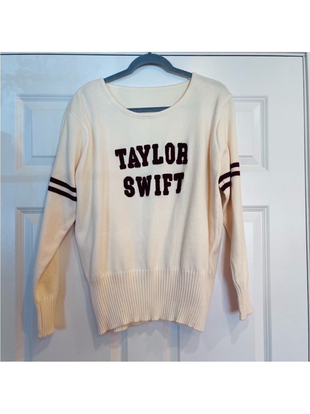 TAYLOR SWIFT Varsity Letterman Pullover Sweater Medium RED ALBUM Official Merch
